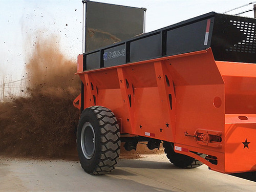 10方大型撒粪机